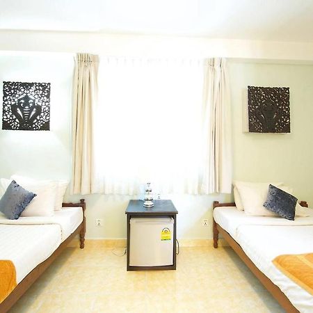 Naga Angkor Hostel Siem Reap Luaran gambar