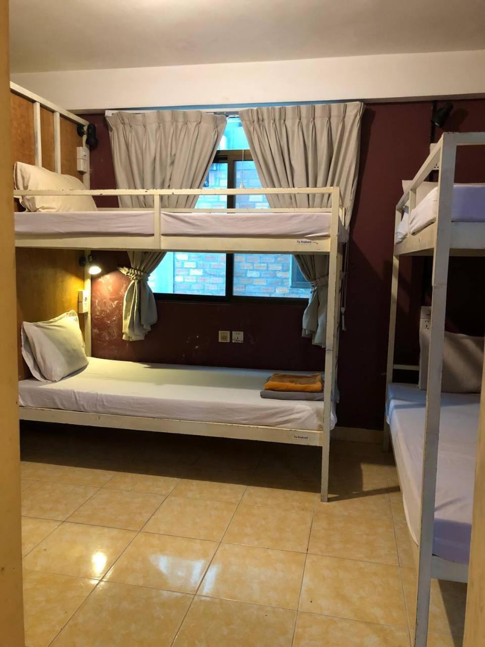 Naga Angkor Hostel Siem Reap Luaran gambar