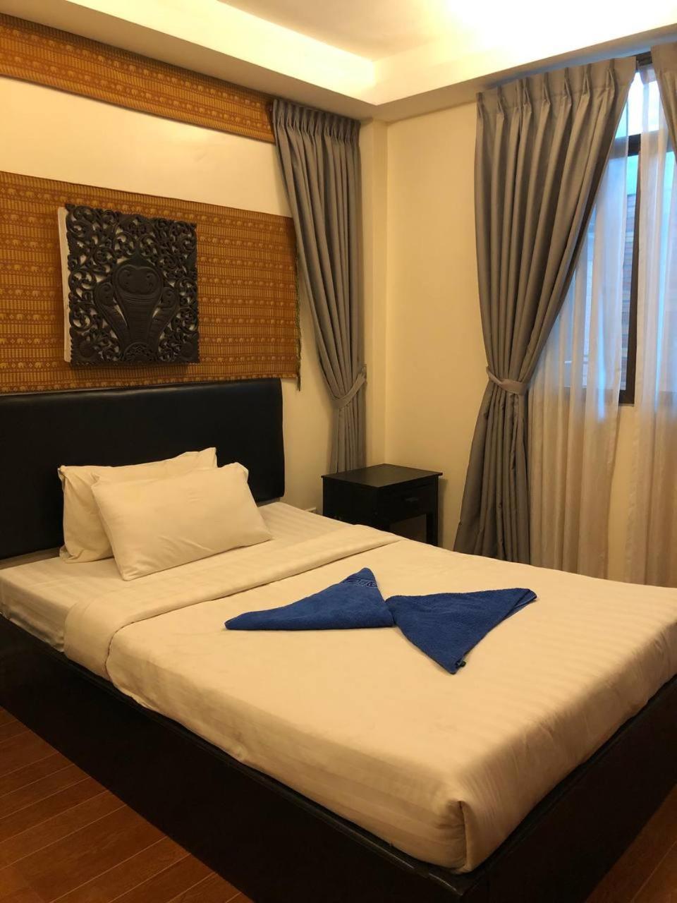 Naga Angkor Hostel Siem Reap Luaran gambar