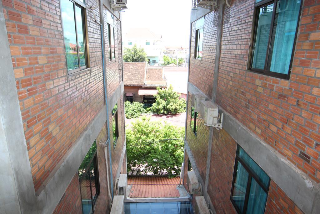 Naga Angkor Hostel Siem Reap Luaran gambar