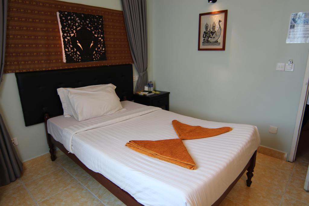 Naga Angkor Hostel Siem Reap Luaran gambar