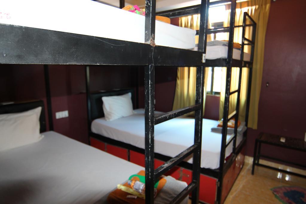 Naga Angkor Hostel Siem Reap Luaran gambar
