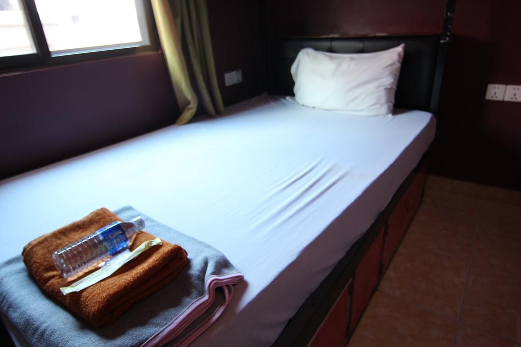 Naga Angkor Hostel Siem Reap Luaran gambar
