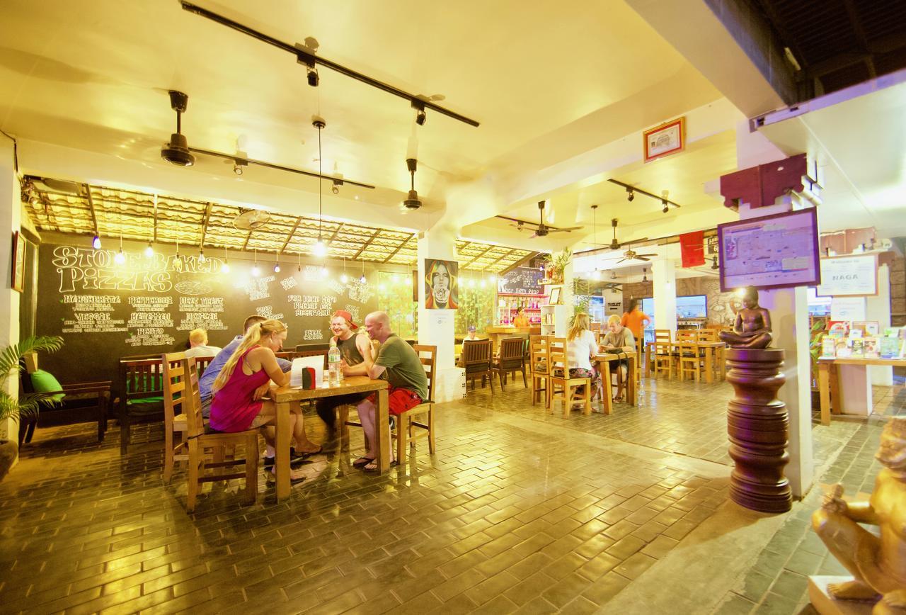 Naga Angkor Hostel Siem Reap Luaran gambar