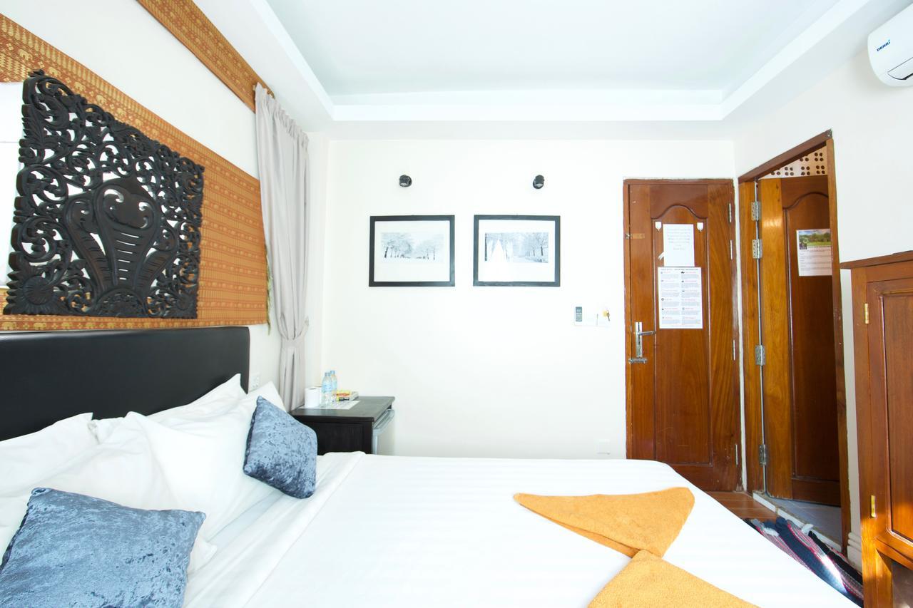 Naga Angkor Hostel Siem Reap Luaran gambar